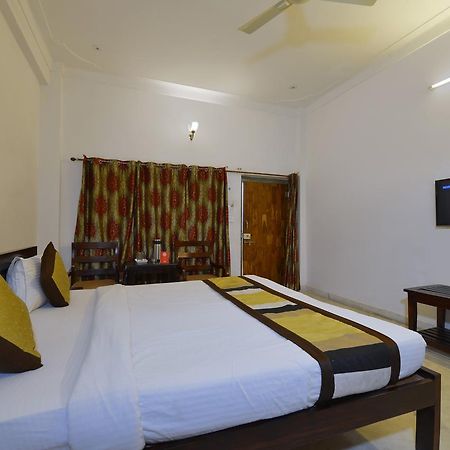 Oyo 1159 Hotel Chandra Prakash Udaipur Exterior foto